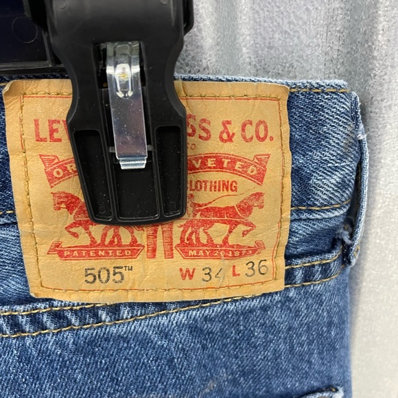 Vintage Men’s Levi’s Size 34x36 Dark Denim Blue Jeans - Picture 3 of 3